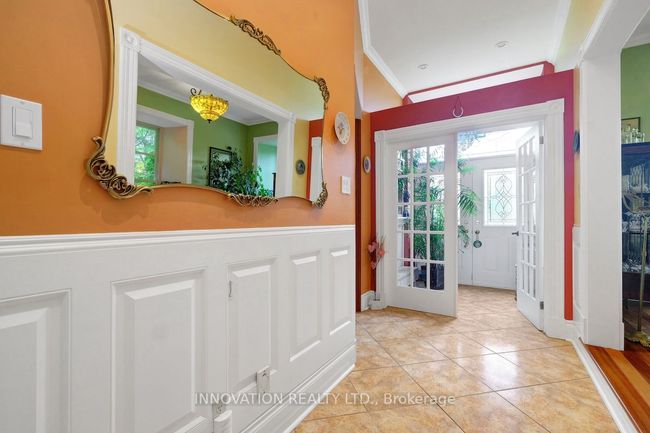 1 - 2976 Richmond Rd, Condo with 3 bedrooms, 2 bathrooms and 1 parking in Ottawa ON | Image 7
