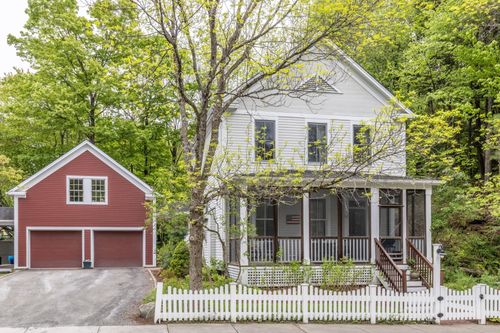 71-71 Palisades St, Stowe, VT, 05672-5049 | Card Image