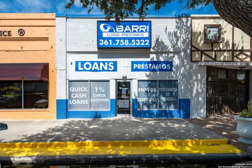 336 S Commercial St, Aransas Pass, TX, 78336-1918 | Card Image