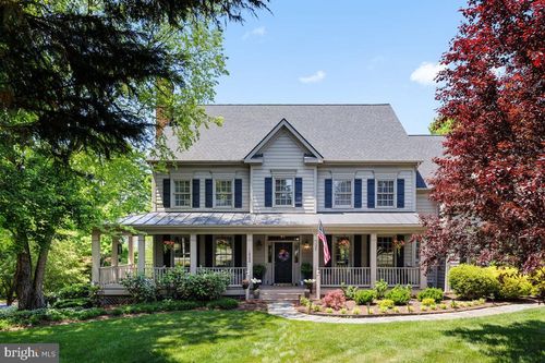 18290 Turnberry Dr, ROUND HILL, VA, 20141-2574 | Card Image