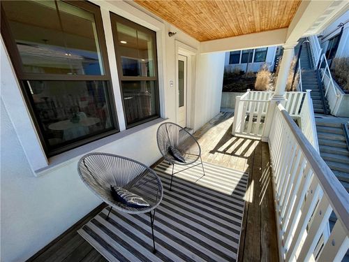 apt-a2-215 W Spencer St, Ithaca, NY, 14850-5579 | Card Image