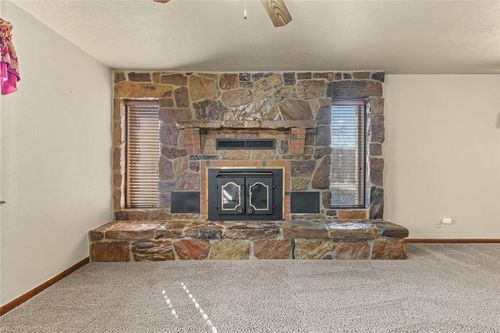 22681 E 1090 Rd, Clinton, OK, 73601-4000 | Card Image