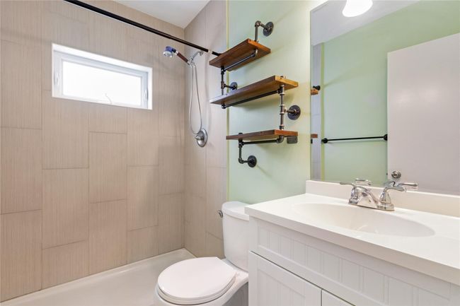 510 Ne 61 St St, House other with 3 bedrooms, 2 bathrooms and null parking in Oakland Park FL | Image 19