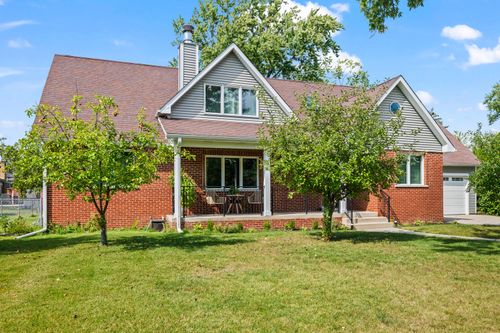 1820 Bonita Ave, Mount Prospect, IL, 60056-2812 | Card Image