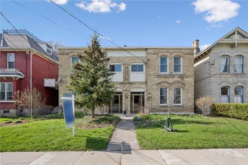 7 Cambridge St, Guelph, ON, N1H2T8 | Card Image
