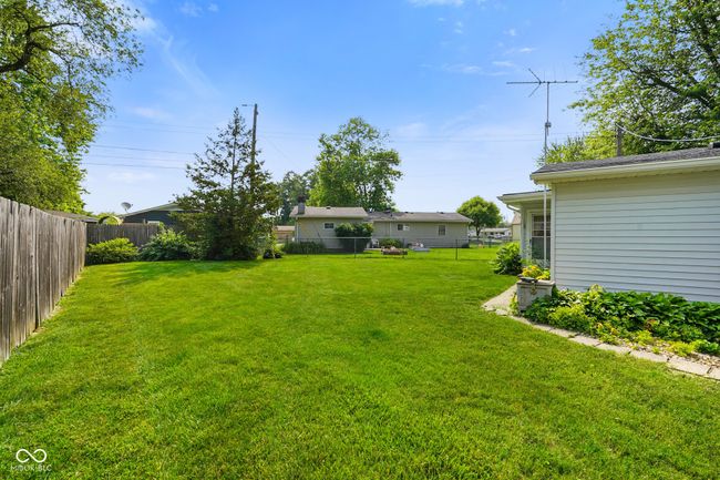 view of yard | Image 33
