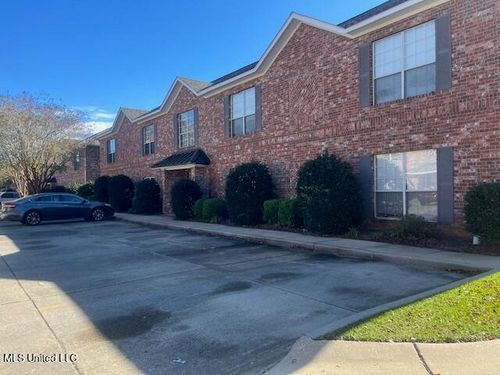 210 Armand Oaks, Ocean Springs, MS, 39564-5325 | Card Image