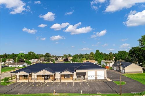 13394 Broadway St, Alden, NY, 14004-1402 | Card Image