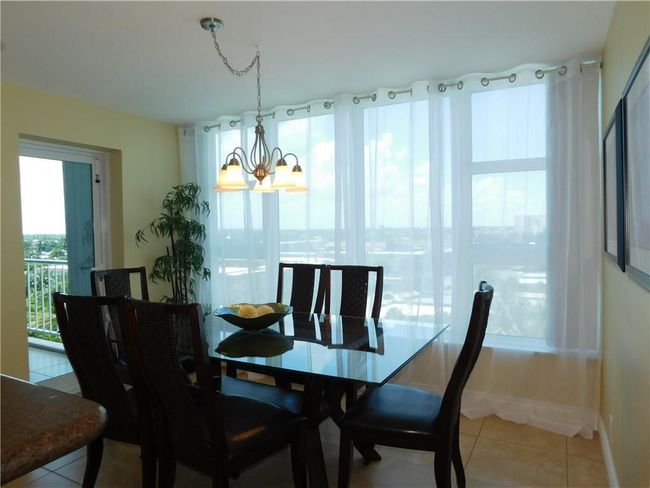 DINING ROOM | Image 14
