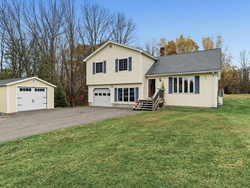 21 Mapleleaf Lane, Hermon, ME, 04401 | Card Image