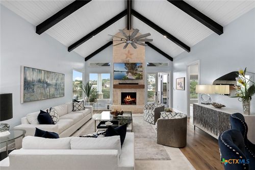 2078 Connie Dr, Canyon Lake, TX, 78133-5384 | Card Image