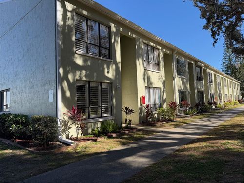 unit-1-1761 Cupecoy Cir, LUTZ, FL, 33558-5445 | Card Image