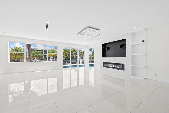 4921 Ne 28 Th Ave, House other with 6 bedrooms, 6 bathrooms and null parking in Lighthouse Point FL | Image 10