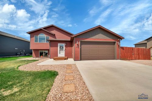 648 Liberty Park Dr, Box Elder, SD, 57719-3700 | Card Image