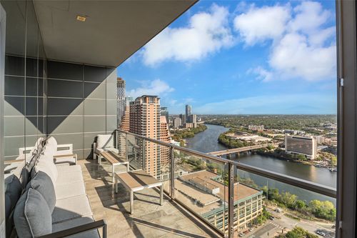 2903-210 Lavaca St, Austin, TX, 78701-4597 | Card Image