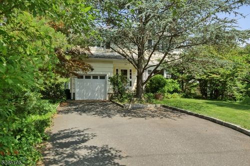 164 Hillside Ave, Livingston, NJ, 07039-2846 | Card Image