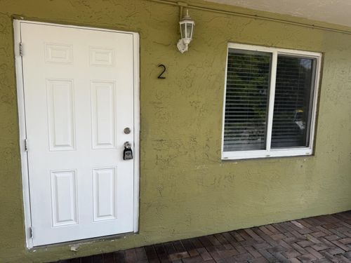 2-1151 Ne 16th Ct, Fort Lauderdale, FL, 33305-3113 | Card Image