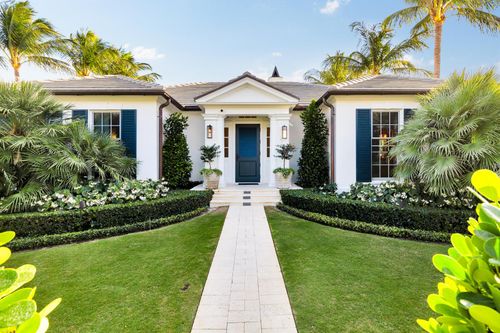 216 Sandpiper Dr, Palm Beach, FL, 33480-3327 | Card Image