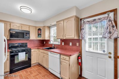 737 Sandy Hook Drive, House other with 3 bedrooms, 1 bathrooms and null parking in Forked River NJ | Image 3