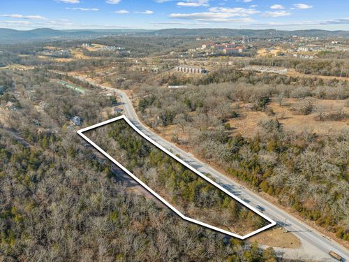 2229 Fall Creek Rd, Branson, MO, 65616-8961 | Card Image