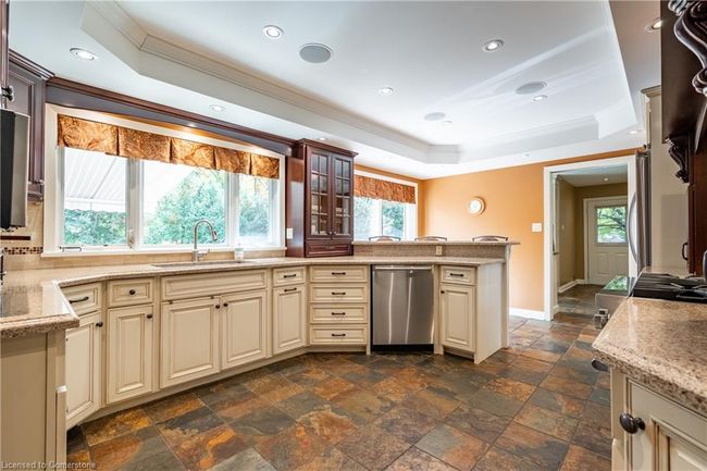 6 Summit Cir, House other with 5 bedrooms, 3 bathrooms and 12 parking in Simcoe ON | Image 13