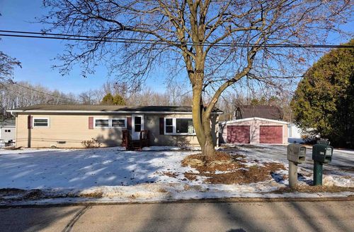 W7618 Poplar Road, Richmond, WI, 54166 | Card Image