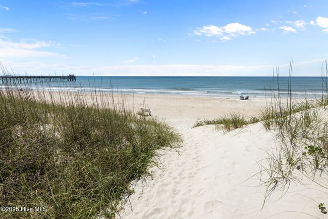 524 E Fort Macon Rd, House other with 2 bedrooms, 1 bathrooms and null parking in Atlantic Beach NC | Image 18