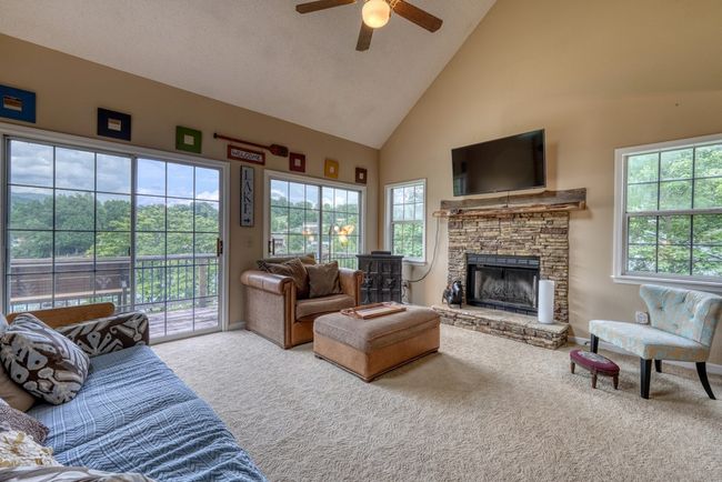 197 Kilpatrick Point Dr, House other with 3 bedrooms, 3 bathrooms and 1 parking in Hayesville NC | Image 12