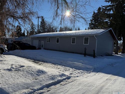 1206 2nd Avenue N, Edam, SK, S0M0V0 | Card Image