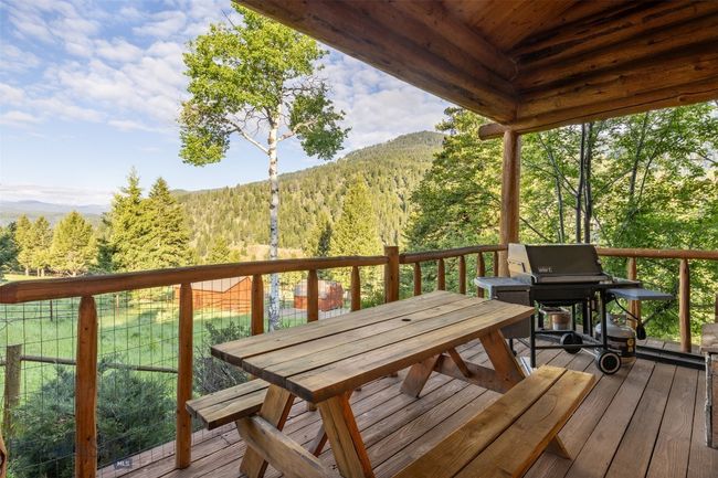 49824 Gallatin Rd, House other with 5 bedrooms, 3 bathrooms and null parking in Gallatin Gateway MT | Image 8