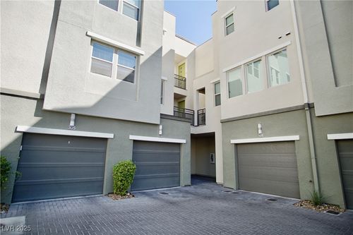 unit-305-11250 Hidden Peak Ave, Las Vegas, NV, 89135-3598 | Card Image