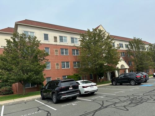 apt-309-20 Heaths Ct, Lynn, MA, 01905-2654 | Card Image