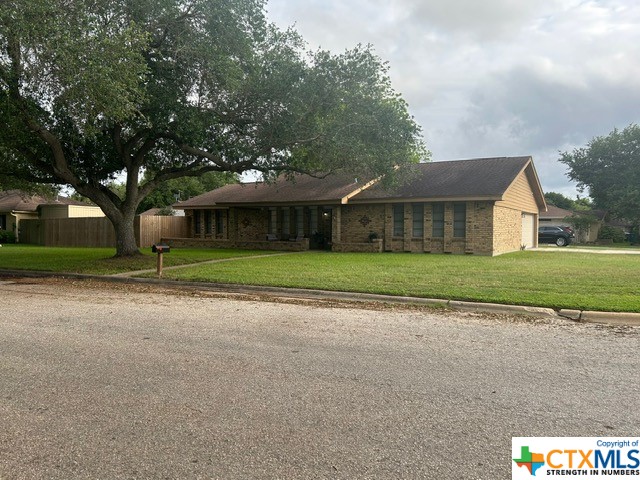 Spyglass Hill St, Port Lavaca, TX 77979