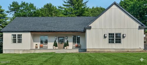 17 Woodland Hill Rd, Wynantskill, NY, 12198-7847 | Card Image