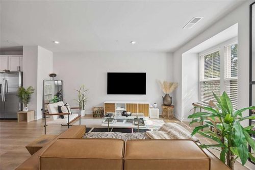 125 Climbing Ivy Cir, Fayetteville, GA, 30214-1911 | Card Image