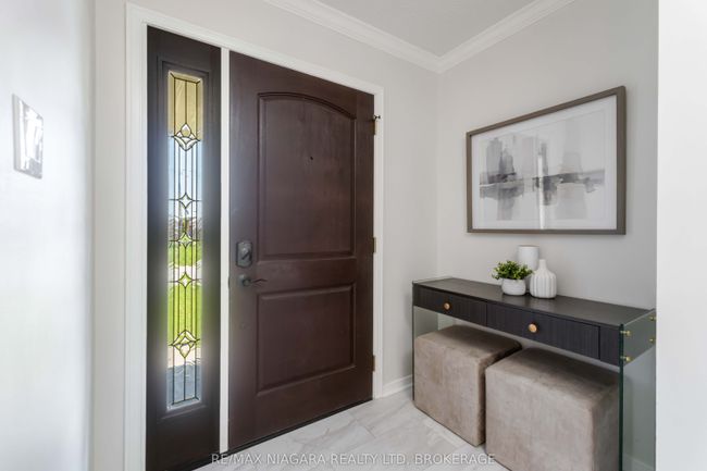 3555 Rapids View Dr, House other with 3 bedrooms, 2 bathrooms and 4 parking in Niagara Falls ON | Image 5