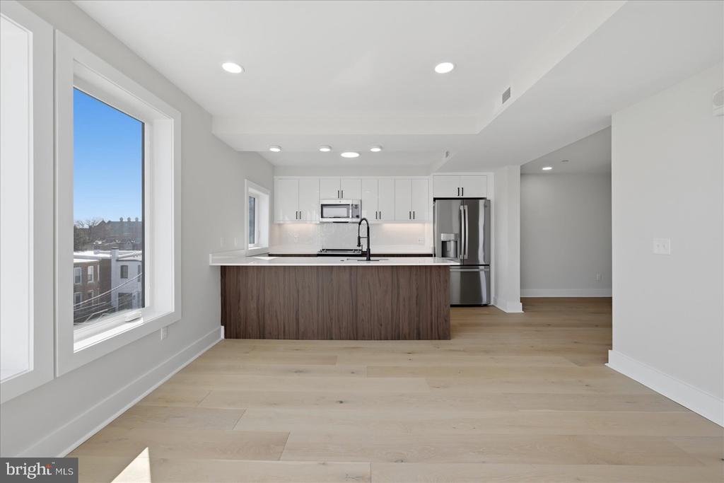 Residential in WASHINGTON 4