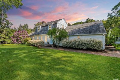 24 Squires Path, House other with 3 bedrooms, 3 bathrooms and null parking in East Hampton NY | Image 1