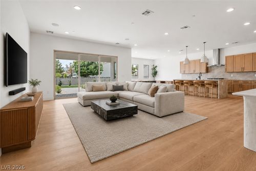 5615 Grizzly Summit Drive, Las Vegas, NV, 89130 | Card Image