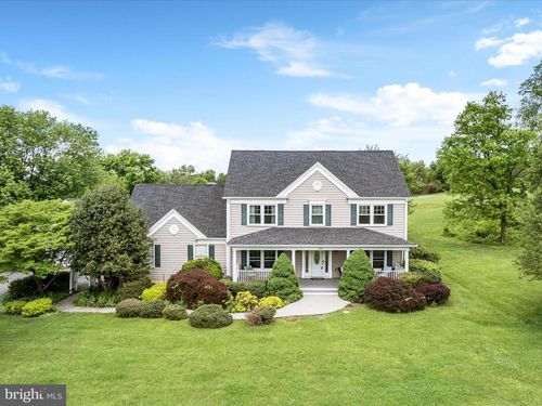 257 Omni Way, SHENANDOAH JUNCTION, WV, 25442-4588 | Card Image