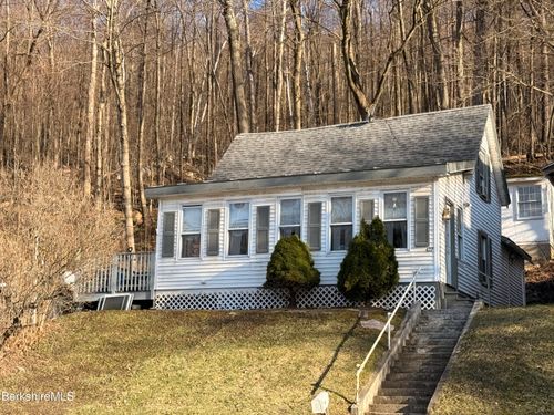 422 W Main St, North Adams, MA, 01247-3315 | Card Image