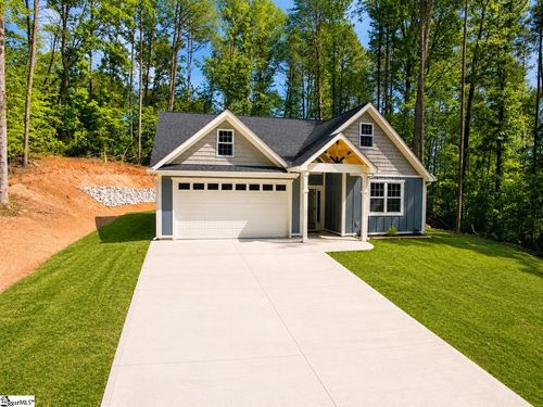 202 Loblolly Dr, Westminster, SC, 29693-6240 | Card Image