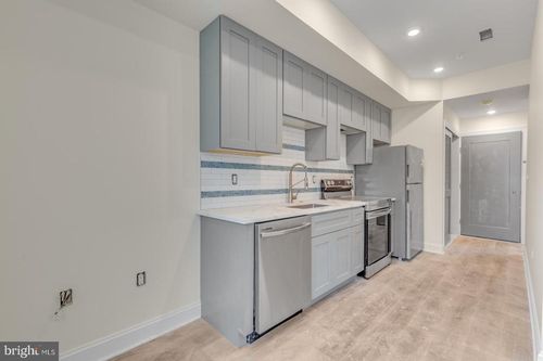 c-6601 Ridge Ave, PHILADELPHIA, PA, 19128-2428 | Card Image