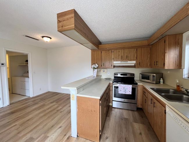 4204 Waterview Cir, Condo with 2 bedrooms, 3 bathrooms and null parking in Palm Springs FL | Image 15