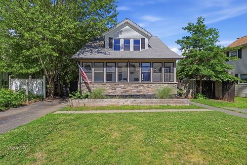 11 Furrow St, Westfield, MA, 01085-1119 | Card Image