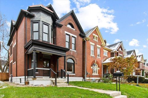 674 S Ohio Ave, Columbus, OH, 43205-2738 | Card Image