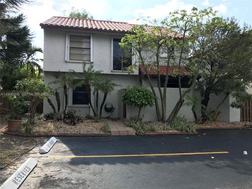 1-10337 Nw 9th Street Cir, Miami, FL, 33172 | Card Image