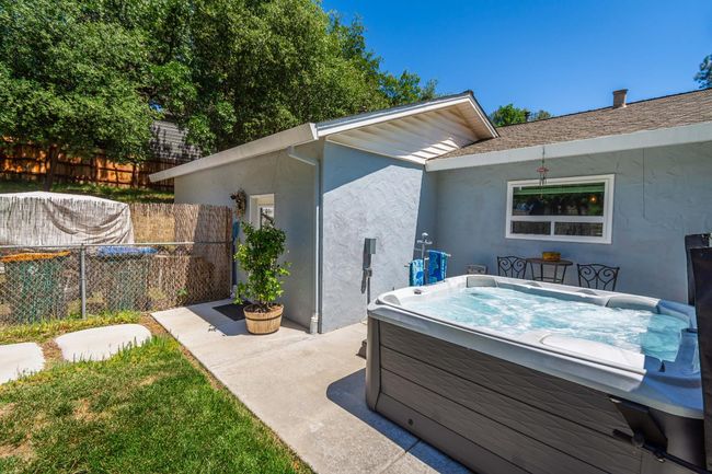 581 Crestview Dr, House other with 4 bedrooms, 1 bathrooms and null parking in Diamond Springs CA | Image 35