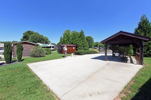 122 Mountain Creek Rd, Blairsville, GA, 30512-5662 | Card Image