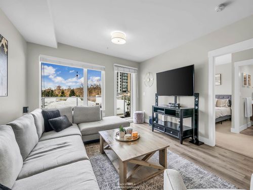 401-1496 Charlotte Rd, North Vancouver, BC, V7J0C9 | Card Image